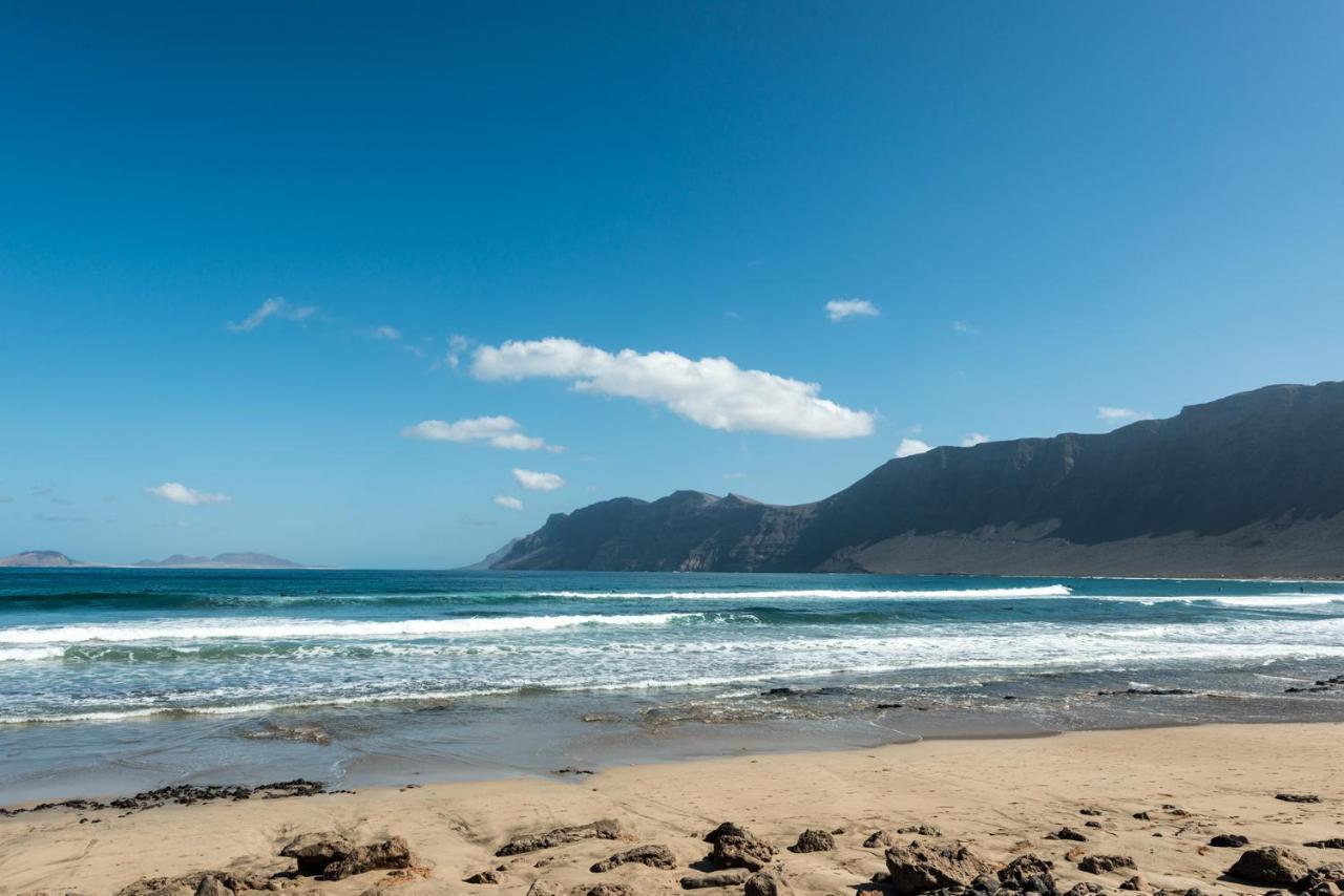 Modern Beach House In Famara Exteriér fotografie